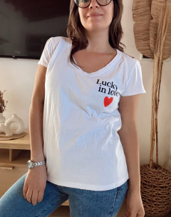 Remera Lucky