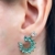 Brinco redondo cravejado verde - Joia em Prata 925 - comprar online