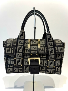 Cartera Fendi en internet