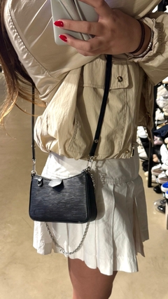 CARTERA LOUIS VUITTON EASY POUCH ON STRAP EPI en internet