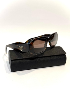 LENTES DE SOL PRADA