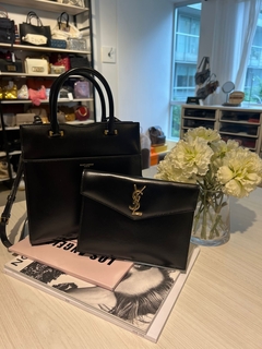 CARTERA SAINT LAURENT UPTOWN - The Brand Closet