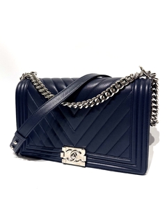 CARTERA CHANEL BOY en internet