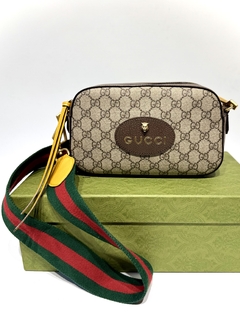 CARTERA GUCCI GG SUPREME en internet