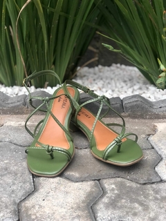 Saltinho Bloco Carol Nozinhos e amarração (salto 2cm) - comprar online