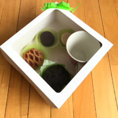 CAJA CON VISOR - 22X22X10 - Vikybox