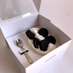 CAJA PARA MEDIO HUEVO DE PASCUA N° 15