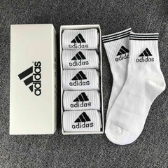 Meias Esportivas Adidas Cano Médio - GOATshopping - WWE, Grifes, Gym, & Sneakers