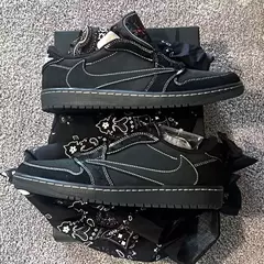 Jordan Low 1 • Black Phantom • Cactus Jack - comprar online