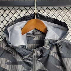 Corta Vento Nike - Preto e Cinza - GOATshopping - WWE, Grifes, Gym, & Sneakers