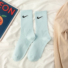 Meias Esportivas Nike Cano Longo - comprar online