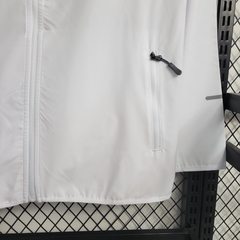 Nike - Corta Vento Branco 2023