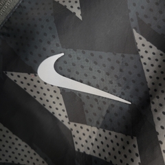 Corta Vento Nike - Preto e Cinza - loja online