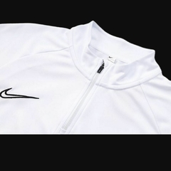 Conjunto Nike Branco & Preto | Edição Esportiva com Faixa no Peito - loja online