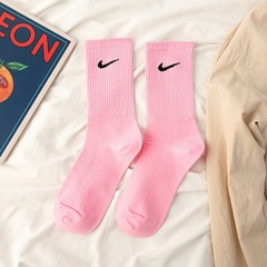 Imagem do Meias Esportivas Nike Cano Longo