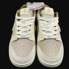 Tênis Nike Dunk Low Creme Swoosh Peluciado | Lifestyle Premium Exclusivo