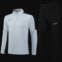 Conjunto Nike Tech Cinza & Preto | Roupa de Treino Slim com Estilo na internet