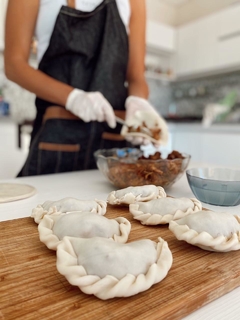 EMPANADAS DE MORCILLA Y MUZZARELLA DISCOS ESPECIALES HORNO 12 UNIDADES ( Congeladas Crudas ) - tienda online