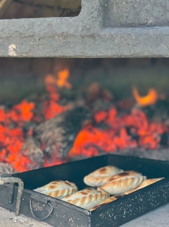 EMPANADAS DE TERNERA DESMECHADA A LA BARBACOA DISCOS ESPECIALES HORNO 12 UNIDADES ( CONGELADAS CRUDAS ) - comprar online