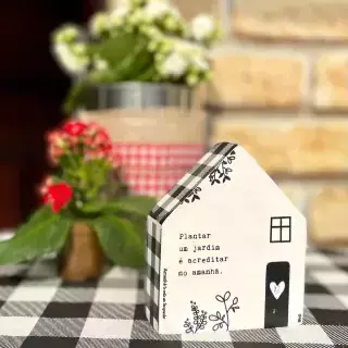 Box Casinha Plantar um Jardim 12x10