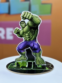 ADORNO CON BASE PARA TORTA HULK 2