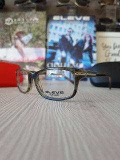 ELEVE LV7017 en internet