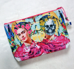COSMETIQUERA PEQUEÑA FRIDA ATREVIDA