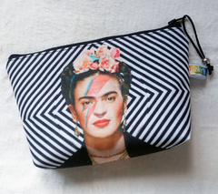 COSMETIQUERA PEQUEÑA FRIDA FUERTE