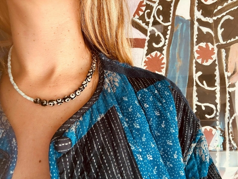 Gargantilla Ojo ONIX negro/nacar celeste