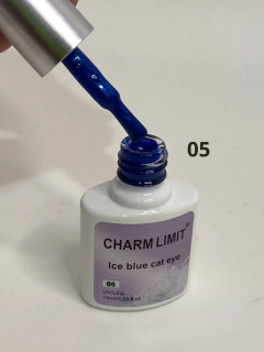 Imagen de Charm Limit Ice Blue Cat Eye