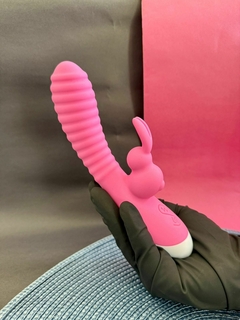 Vibrador Rabbit Texturizado com Estimulador