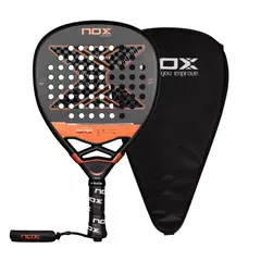 Raquete de Padel NOX AT10 ATTACK 12K 2025 - BY AGUSTÍN TAPIA