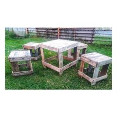 MESA + 4 BANQUETAS bajas