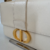 Bolsa Christian Dior Montaigne Off-White na internet
