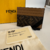 Porta-cartões Fendi com estampa de Logo na internet