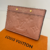 Imagem do Porta-cartões Louis Vuitton Rosa