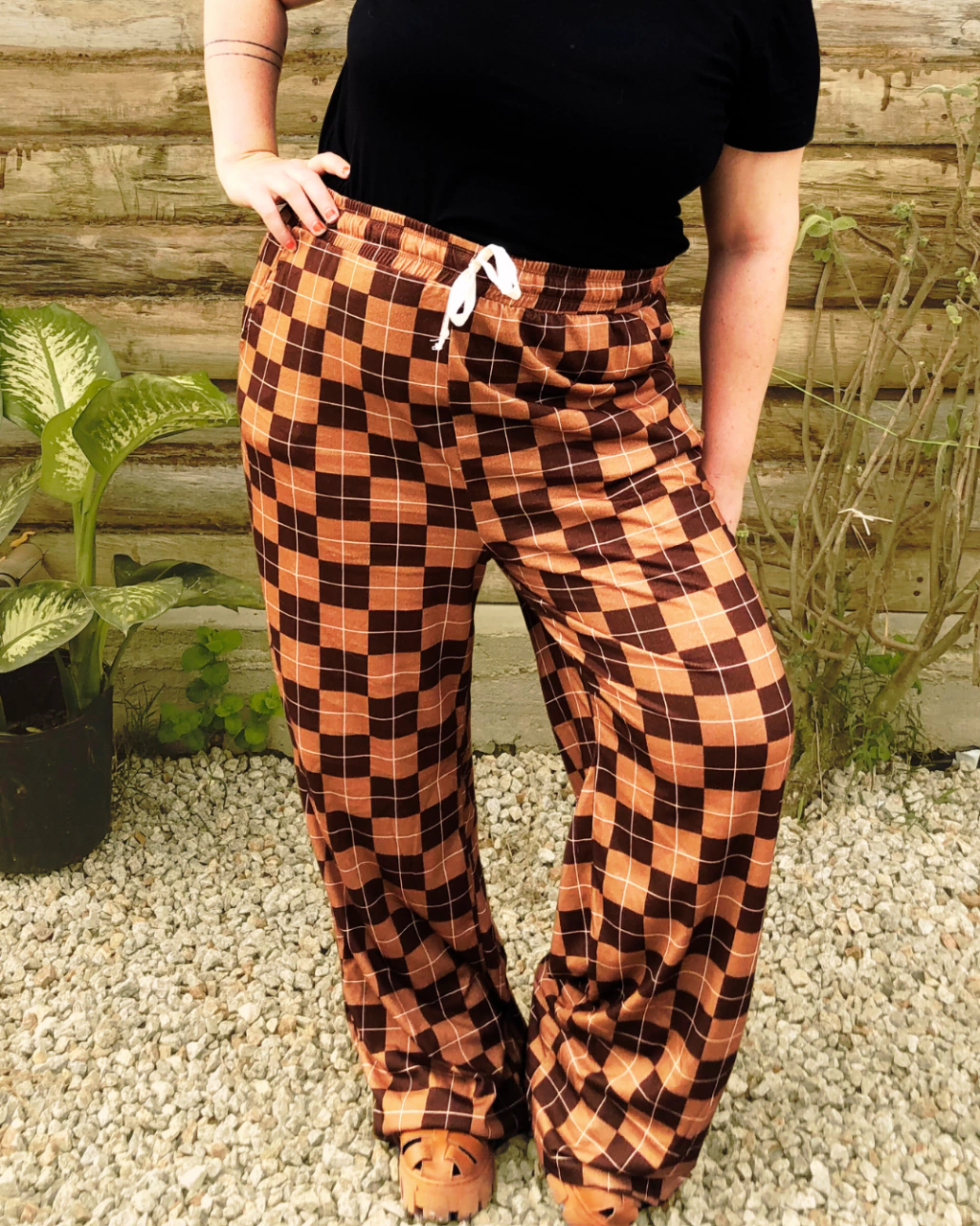 Calça Pijama Dandara Estampada Xadrez Marrom