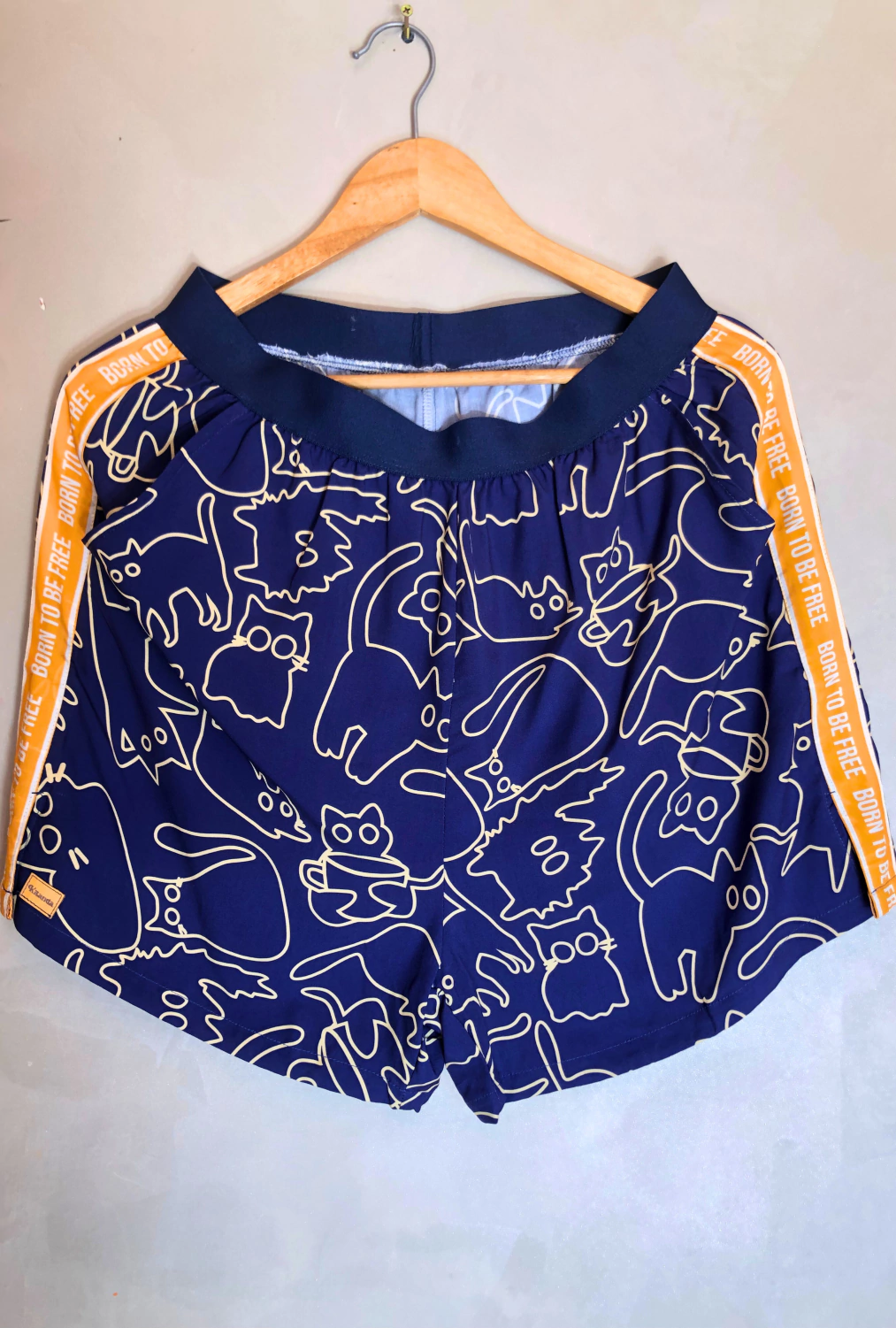 Bermuda Marielle gatitos azul forte