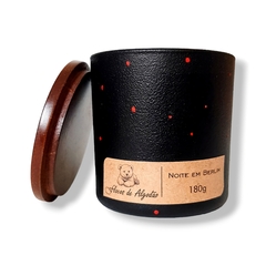 Vela Aromática - Noite em Berlim 180g - Flocos de Algodão - Flocos de Algodão