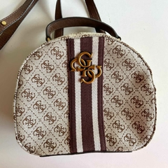 Mochila Guess Viola Crossbody Monograma - comprar online