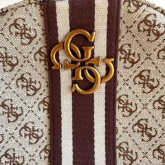 Mochila Guess Viola Crossbody Monograma na internet
