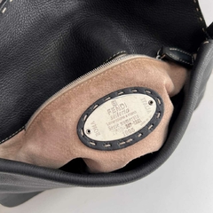 Imagem do Fendi Baguette Selleria Preta
