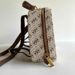 Mochila Guess Viola Crossbody Monograma - loja online