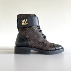 Bota Louis Vuitton Wonderland Monograma - comprar online