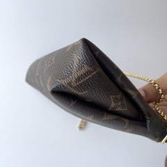 Louis Vuitton Pallas Clutch Monograma na internet