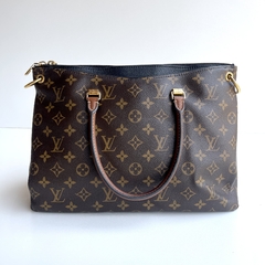 Louis Vuitton Pallas MM Monograma na internet