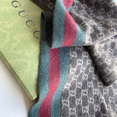 Cachecol Gucci Web Monograma Cinza