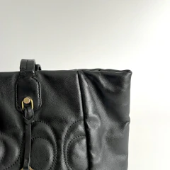 Coach Turnlock Tote Monograma - comprar online