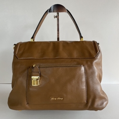 Bolsa Miu Miu Soft Messenger Vitello Marrom na internet