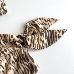 Maiô Zimmermann Leopard Print na internet